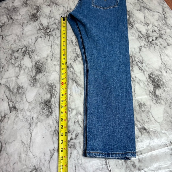 Levi’s premium 501 High rise button fly medium wash blue denim jeans size 28 - Picture 9 of 9